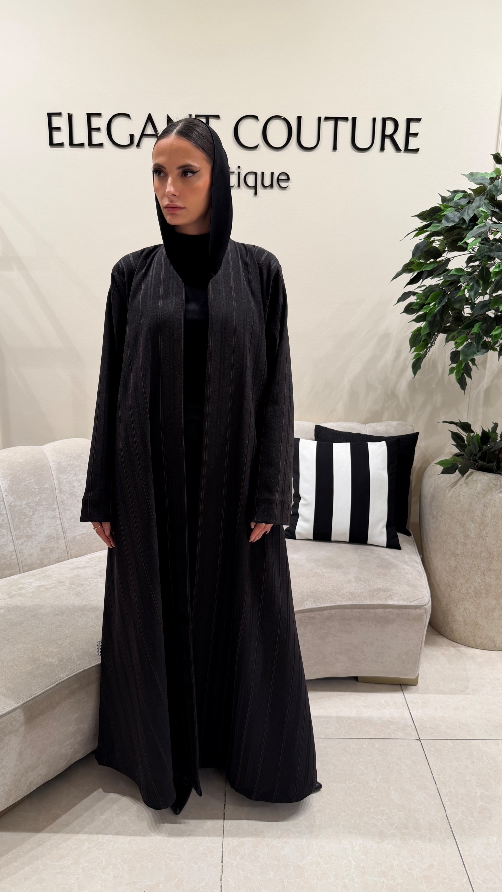 BLACK RED LINE STRIPE ABAYA