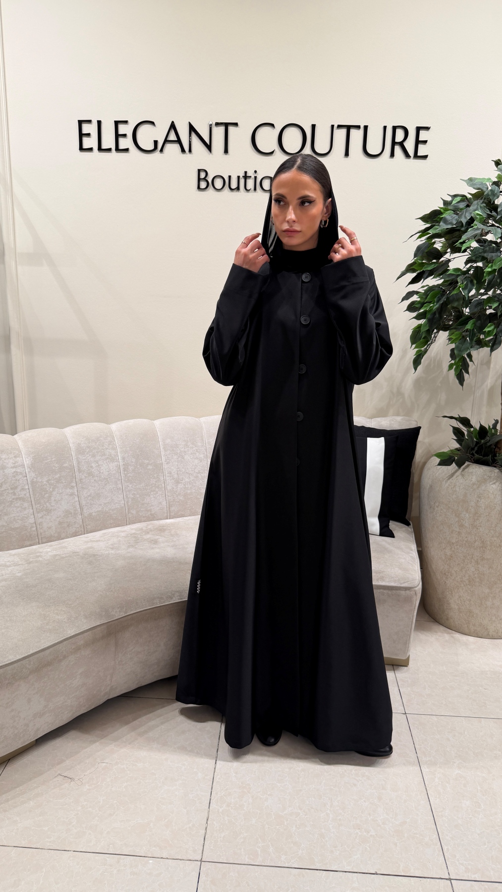 PLAIN FULL BUTTON ABAYA