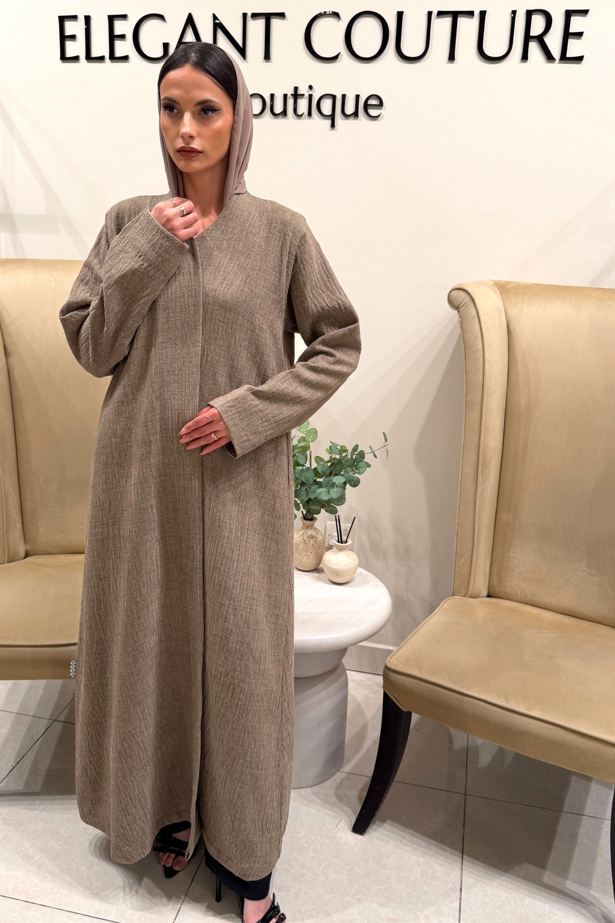 BEIGE CRINGKLE FABRIC ABAYA