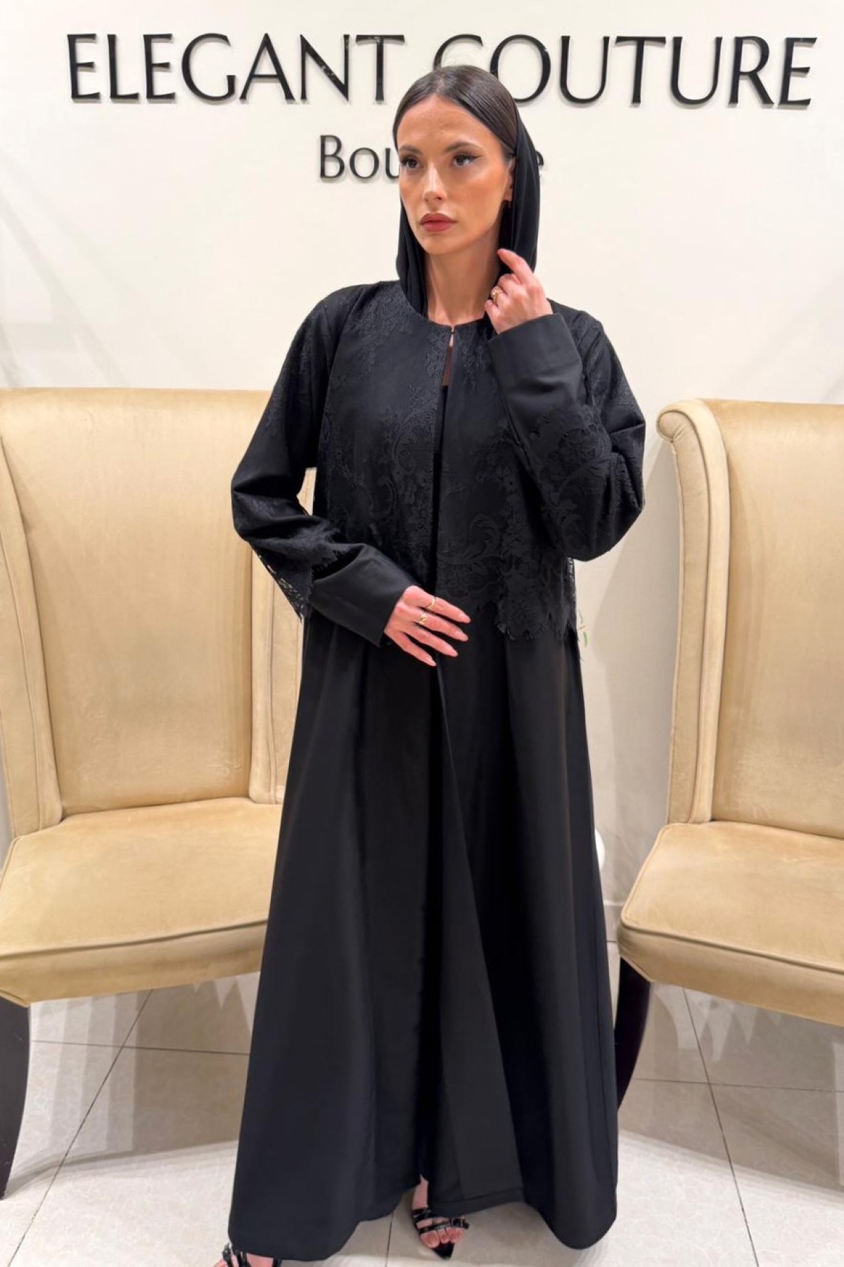 BLACK WITH HALF DANTEL ABAYA