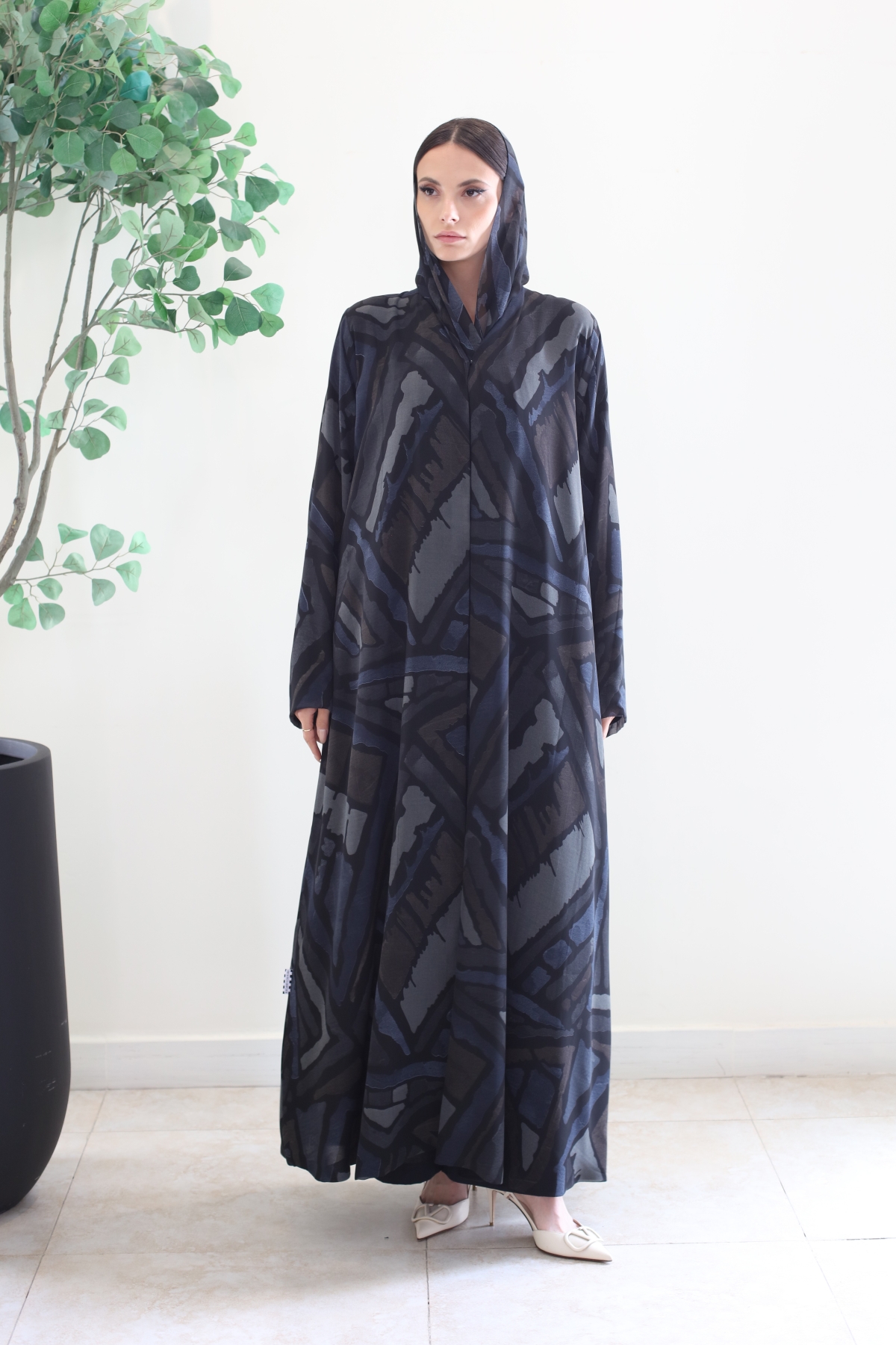 BLACK WITH BLUE GEOMETRIC PRINTED ABAYA
