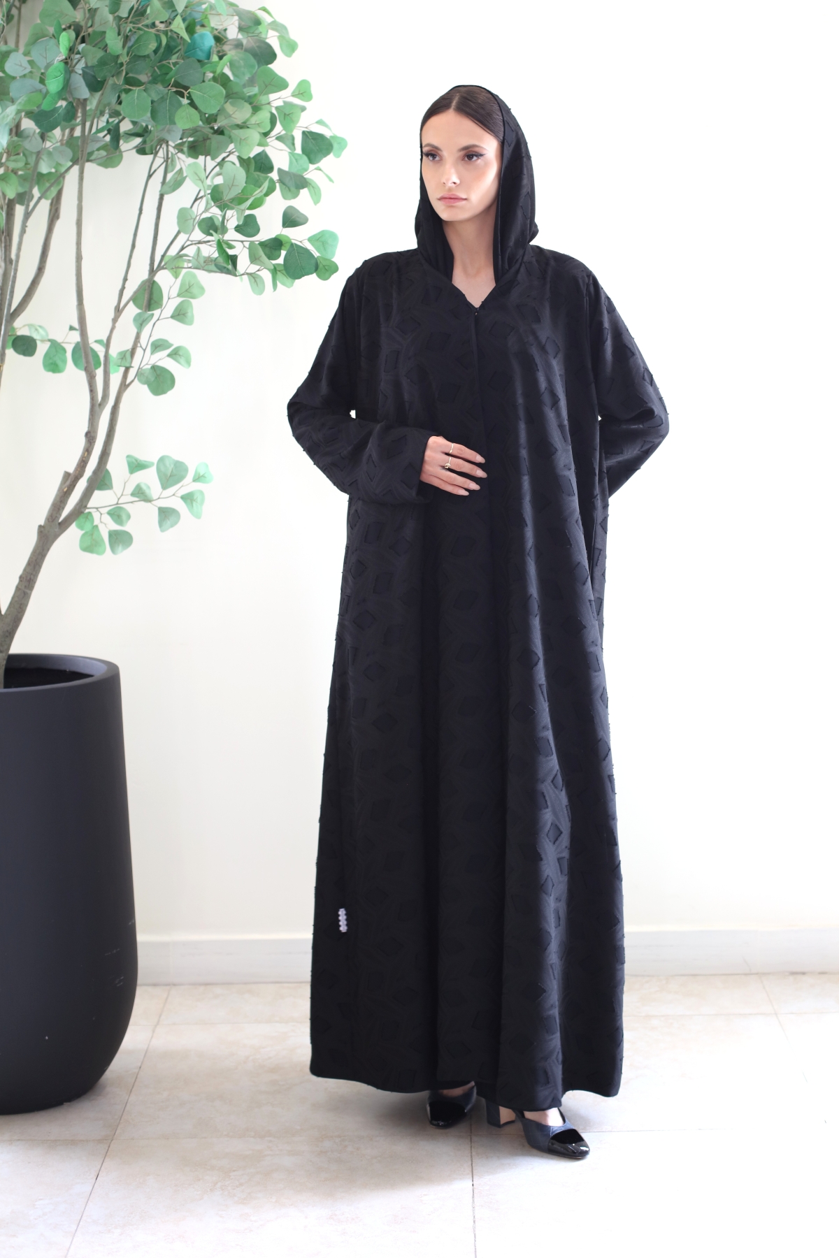 BLACK JACQUARD WITH SQUARE PATTERN