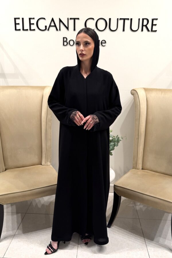 BLACK WITH HAND DANTEL ABAYA