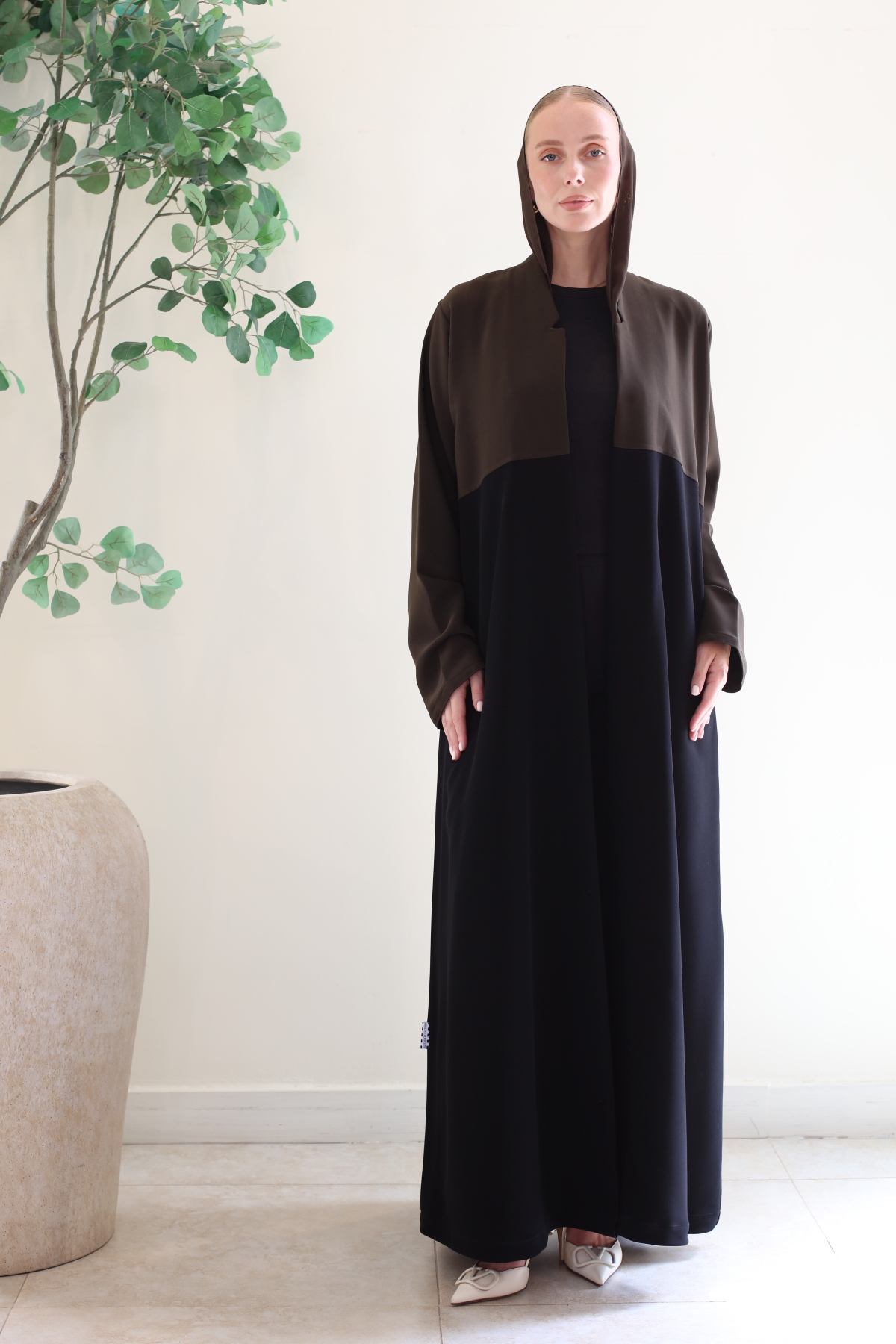OLIVE GREEN WITH BLACK ABAYA